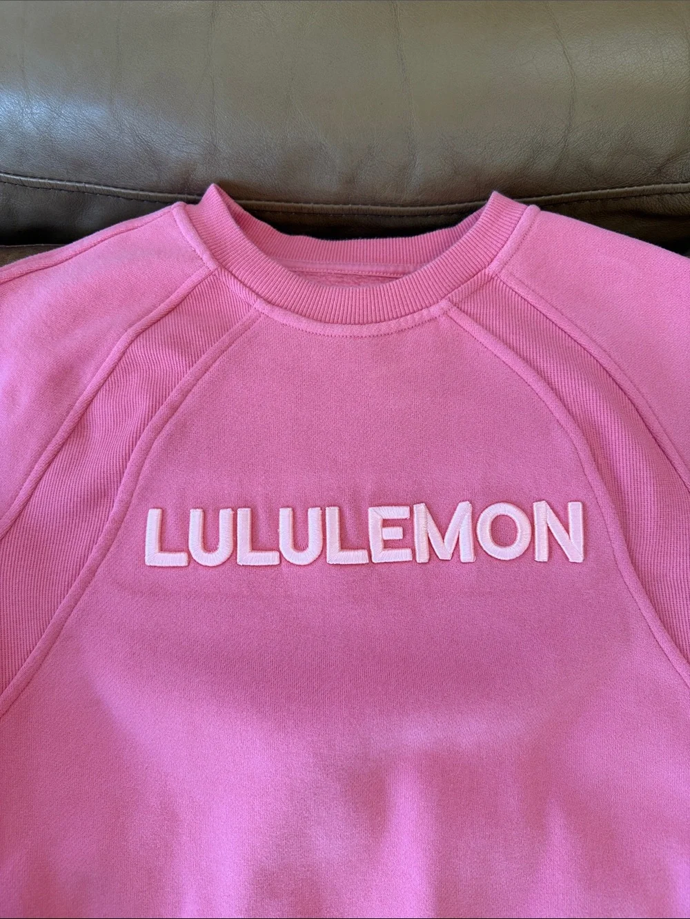Lululemon Scuba Oversized Pullover Wordmark LOGO Sz XS/S Sakura Pink GRAPHIC